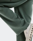 ON Focus Tech W's Sweatpants: Olive