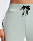 On Women's Focus Sweatpants -Mineral