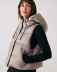 London Cropped Vest: Pebble
