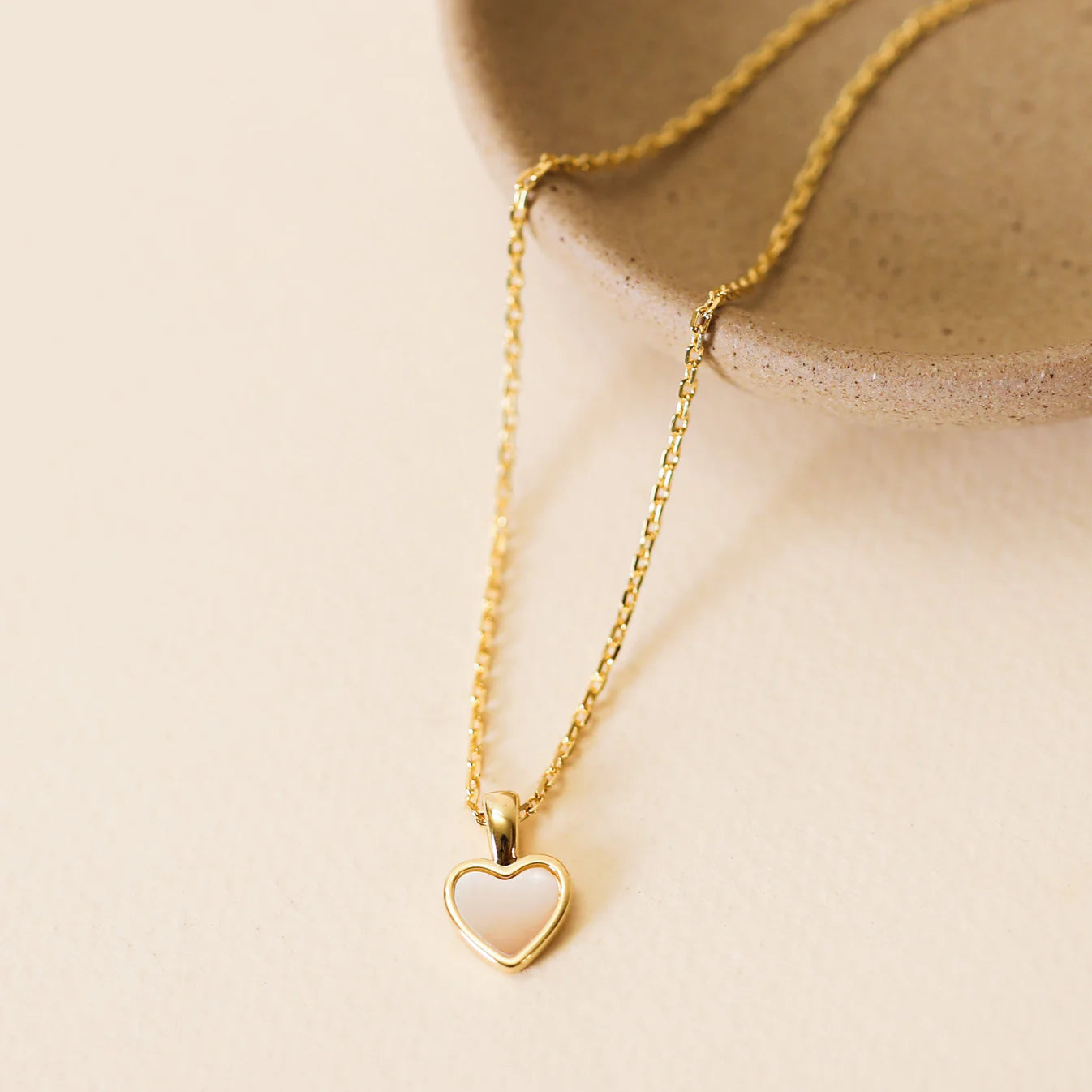 JK Gemstone Mother of Pearl Heart Pendant Necklace