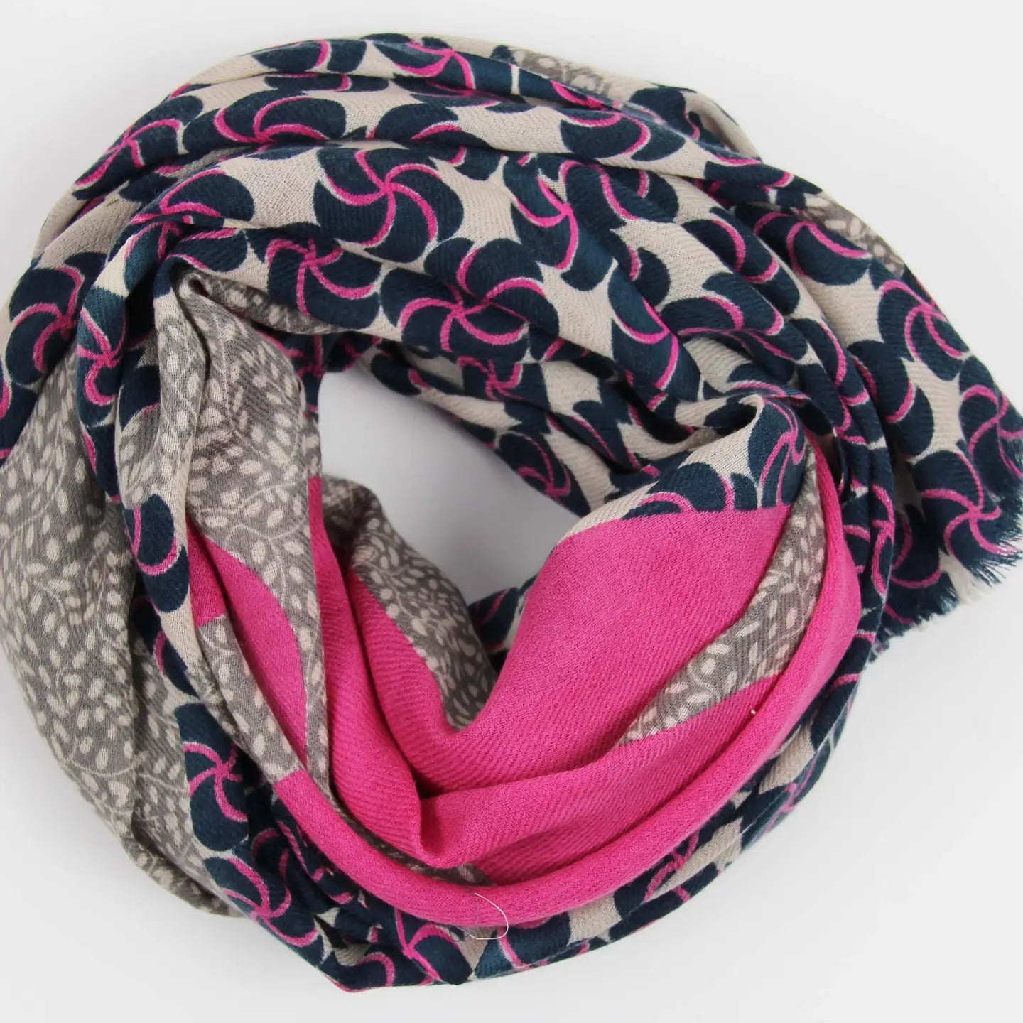 Les Belles Vagabondes XL Wool Scarf