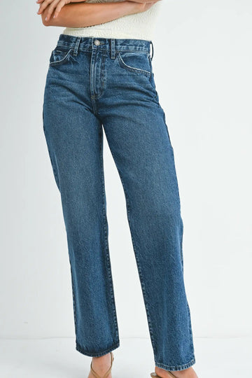 The Relaxed Waist Straight Leg