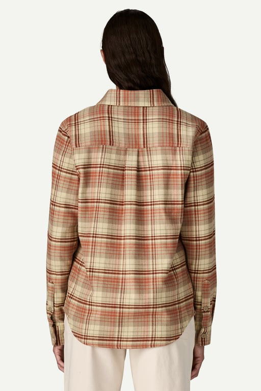 Patagonia W's Fjord Flannel Shirt : River Plaid Potter's Red
