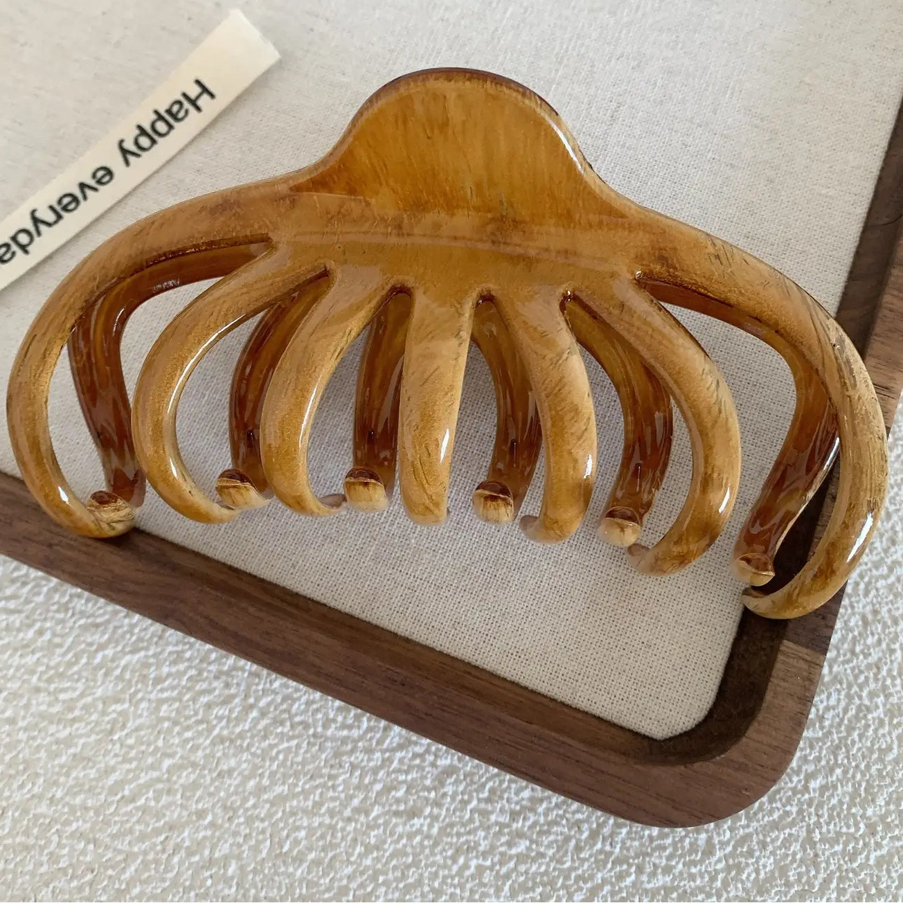Dipped Log Hair Clip & Claw