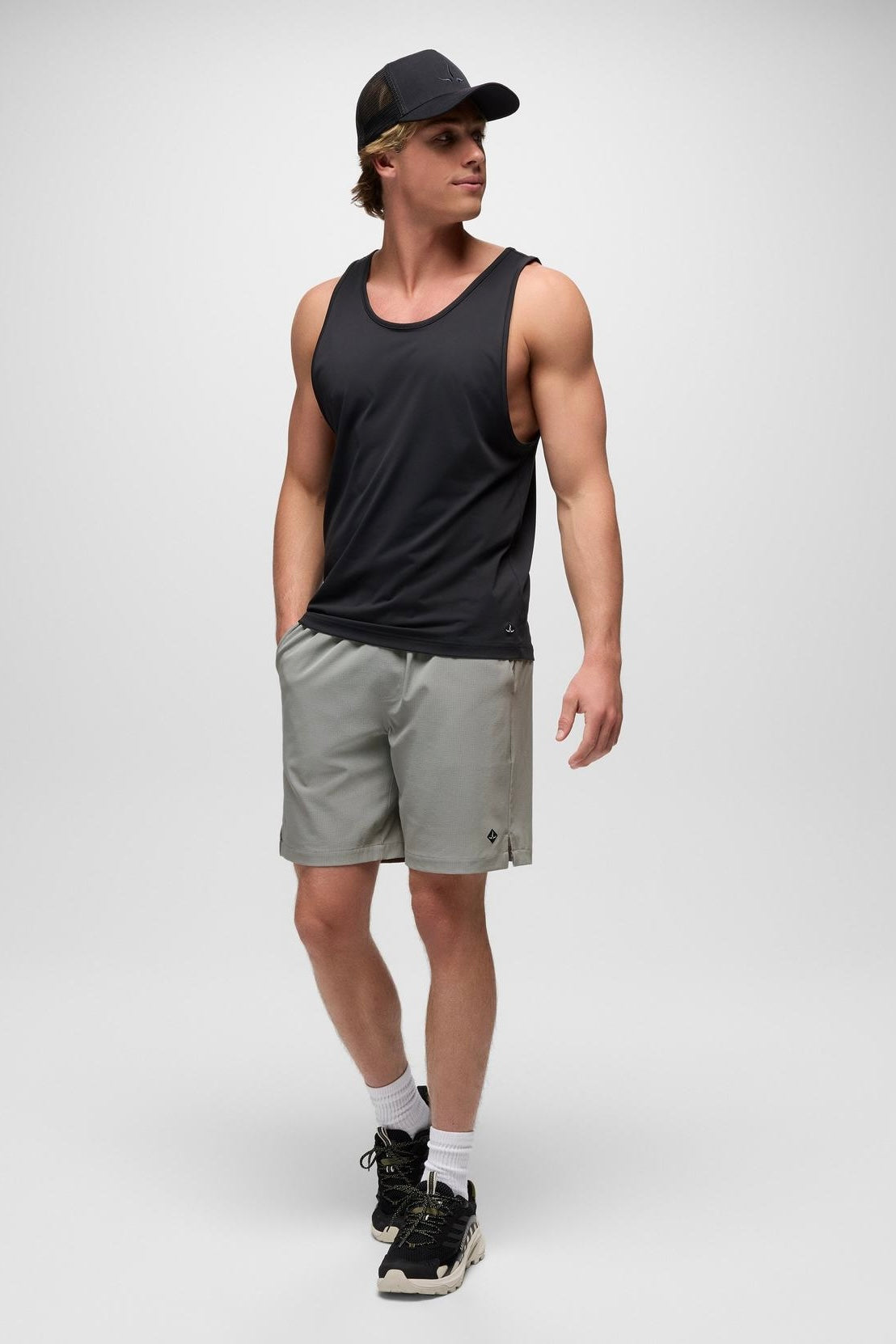 Hybridizer Breather Short 8" Inseam