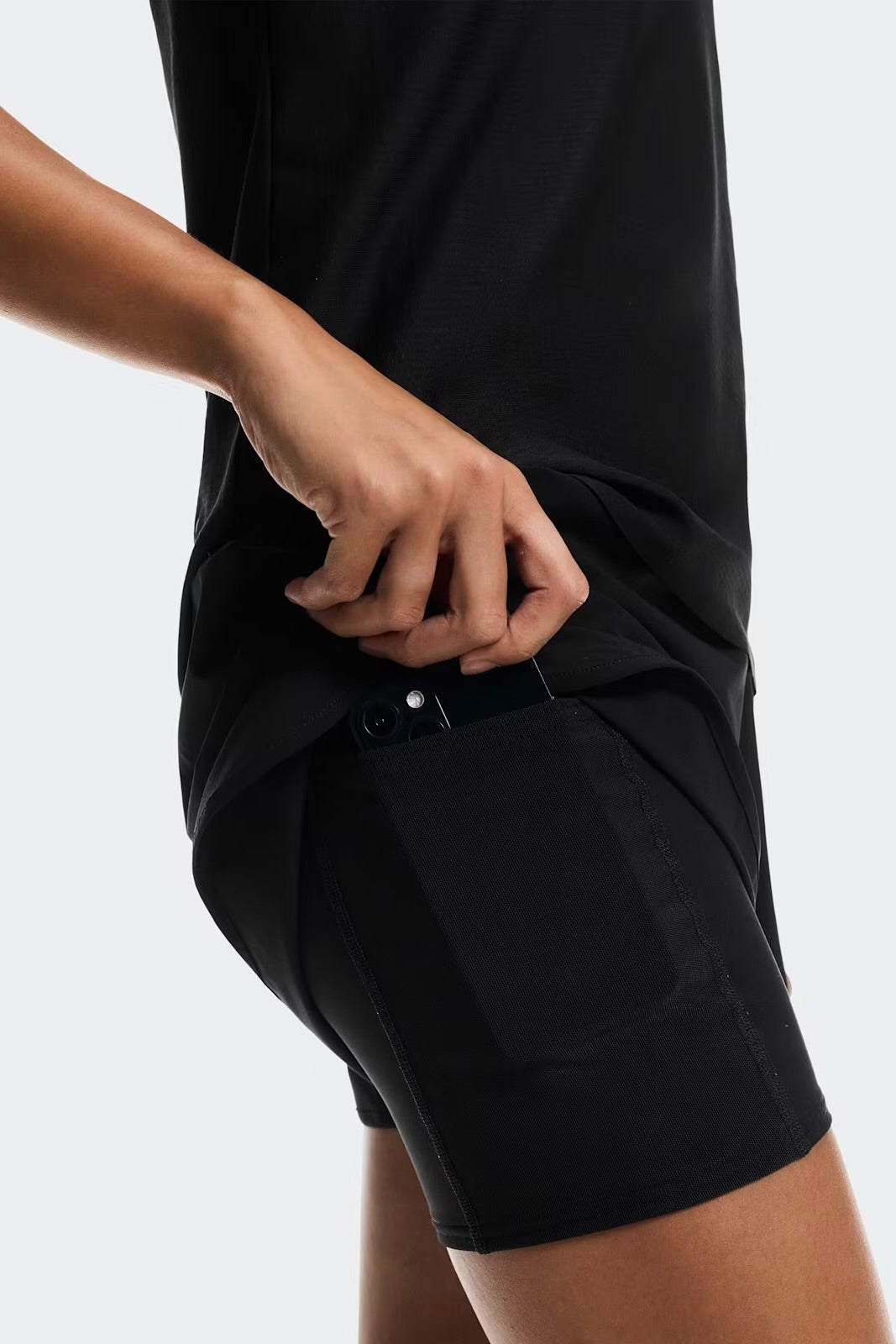On Women's 3" Court Shorts 2-in-1 -Black
