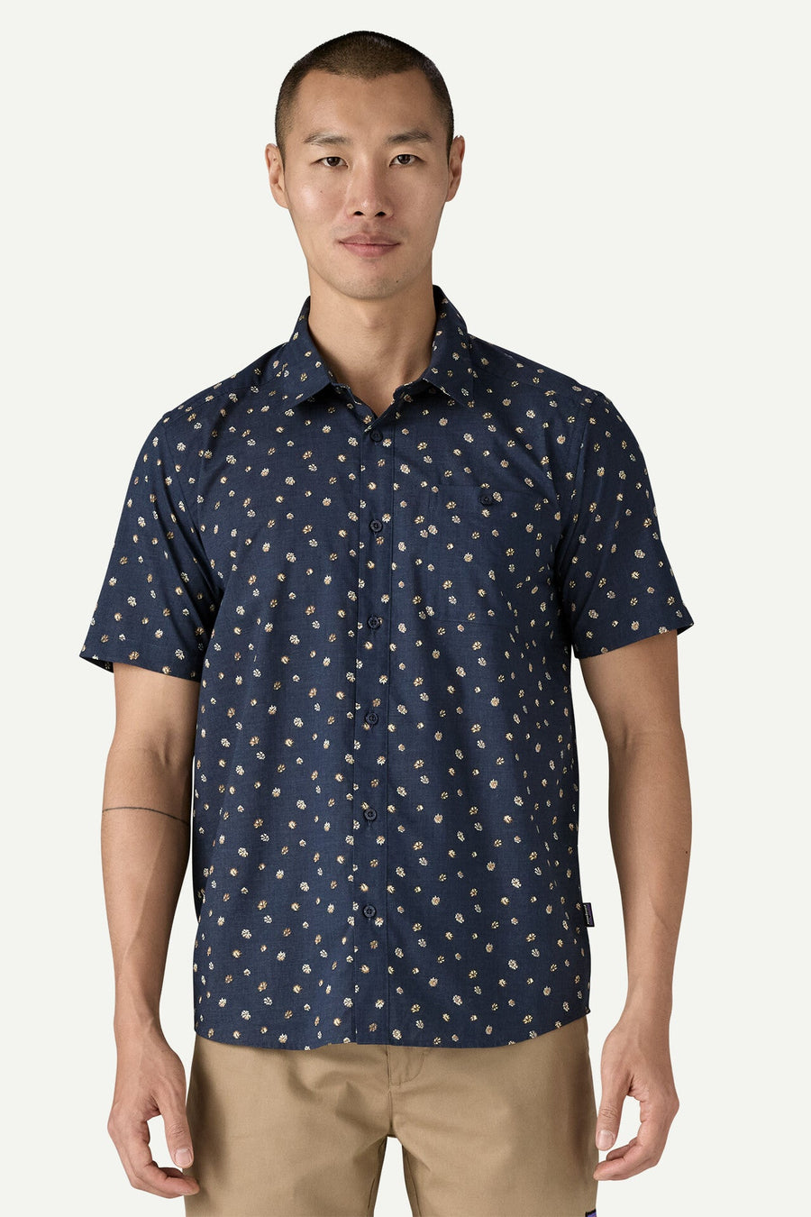 Patagonia M's Go To Lightweight Button Down Shirt
