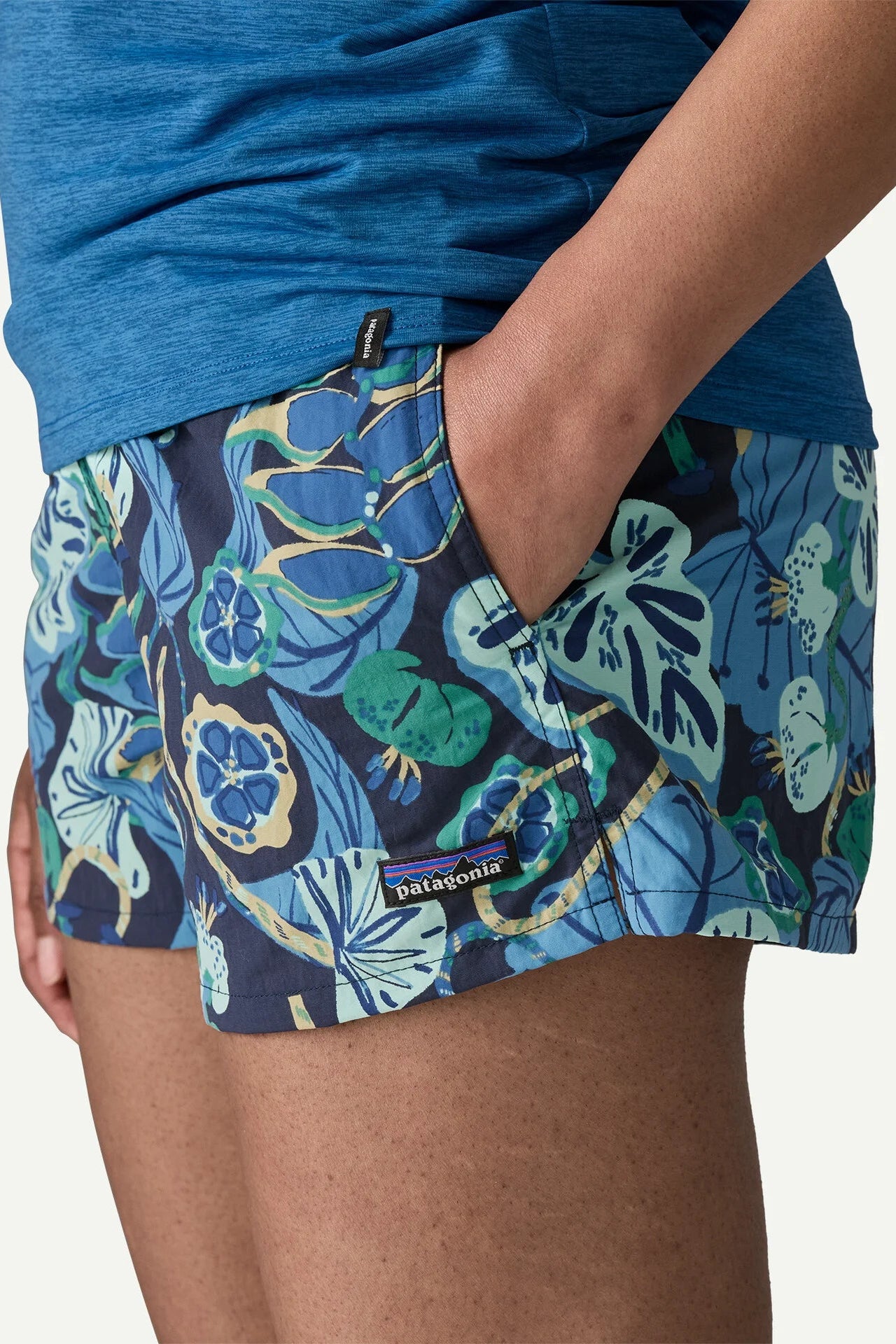 Patagonia W's Barely Baggies Shorts-2 1/2"
