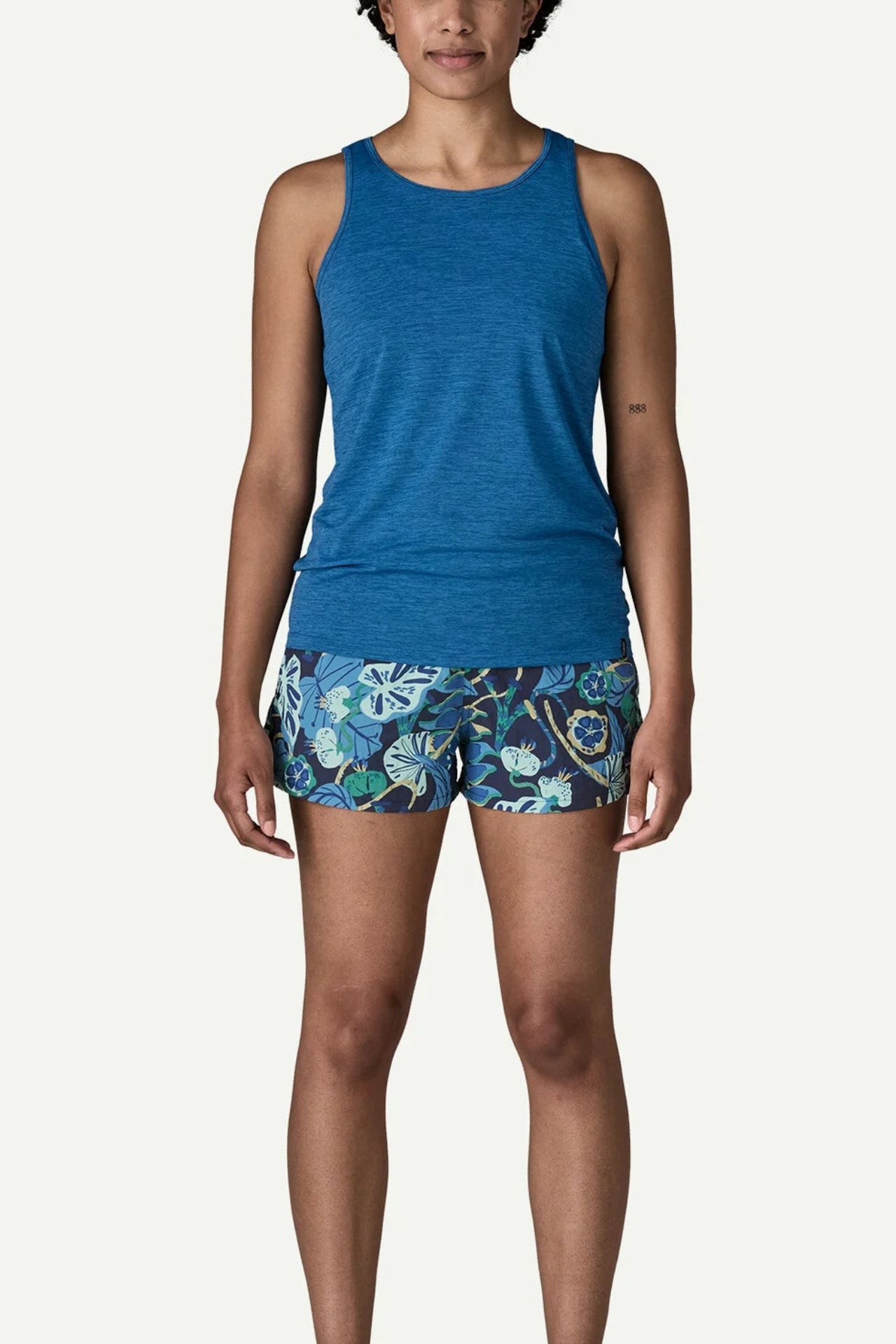 Patagonia W's Barely Baggies Shorts-2 1/2"