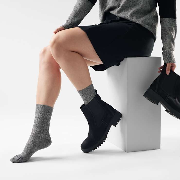 Smartwool Everyday No Cushion Cable Crew Socks