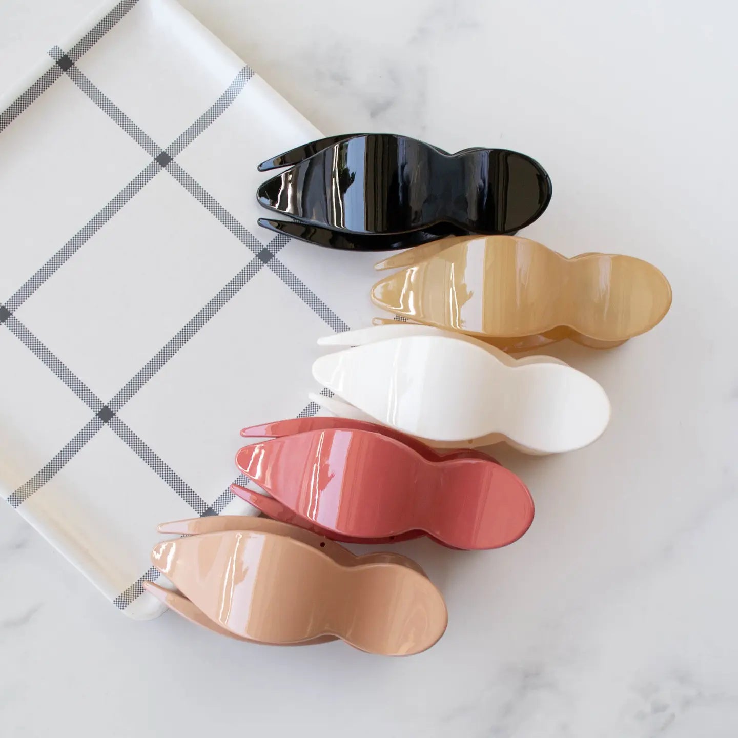 Glossy Bonnie Side Hair Claw Clip