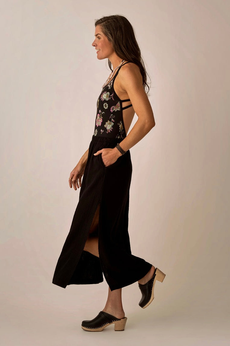 Yara Gauze Skirt-Black