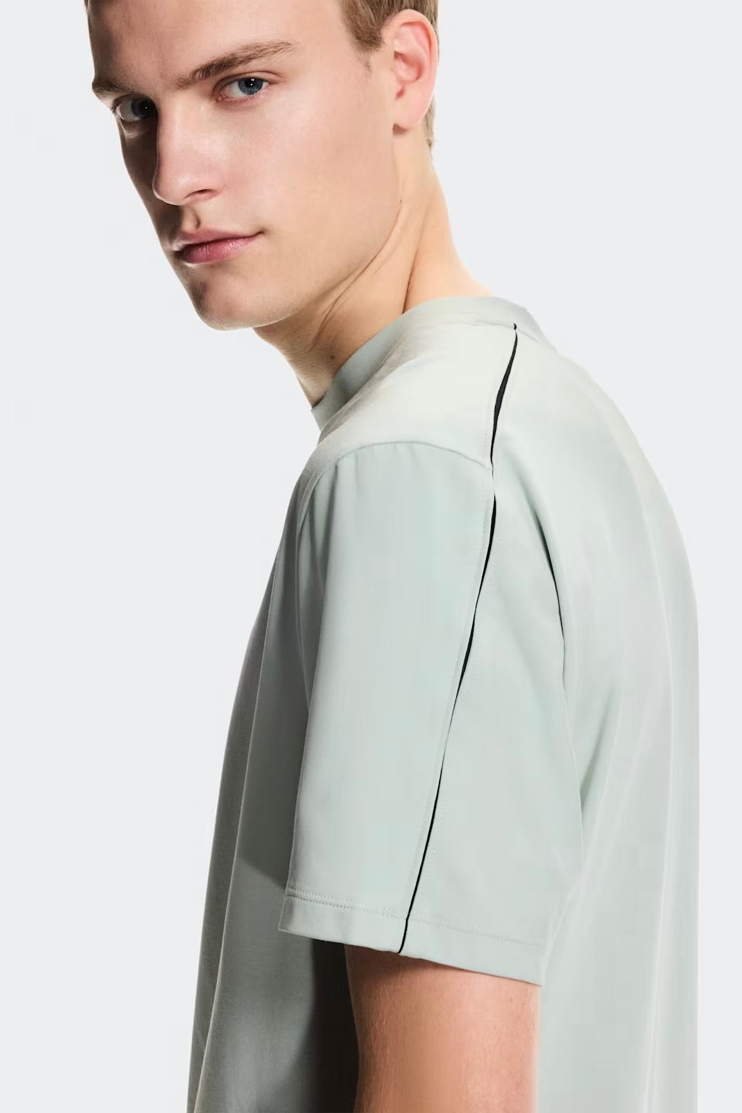 On Focus Men's Cotton Blend Tee - Mineral