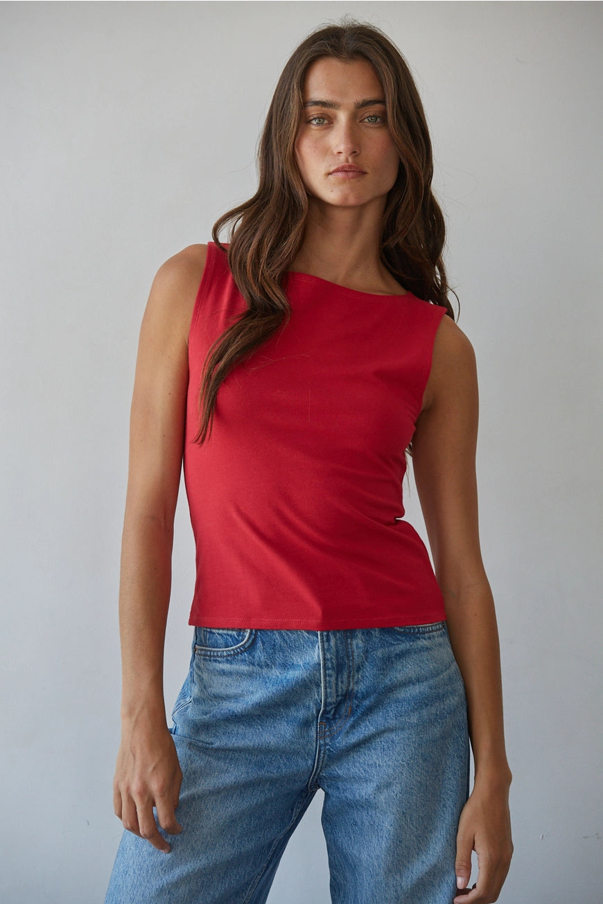 Allez Boat Neck Sleeveless Knit Top