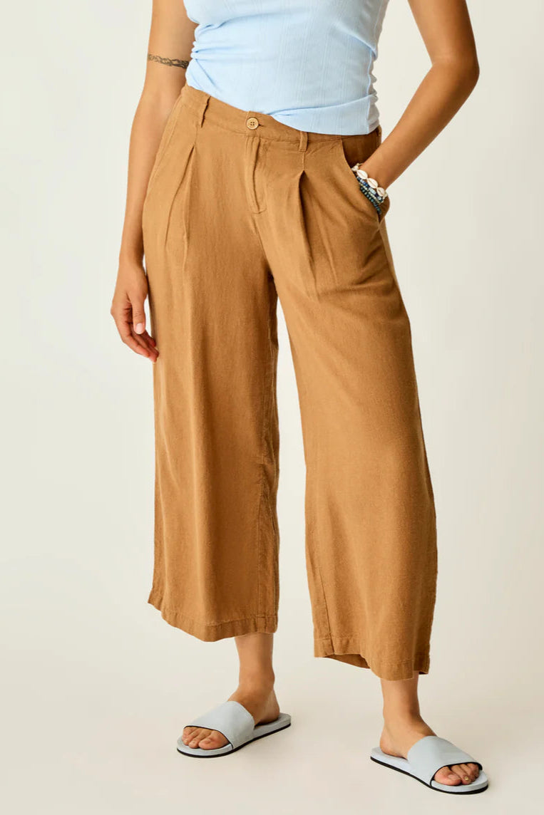 Suki Linen Pant: Rum Chambray