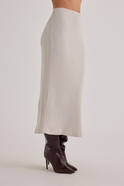 Bella Dahl Clean Waist Knit Skirt with Side Slit in Moonstone Rib