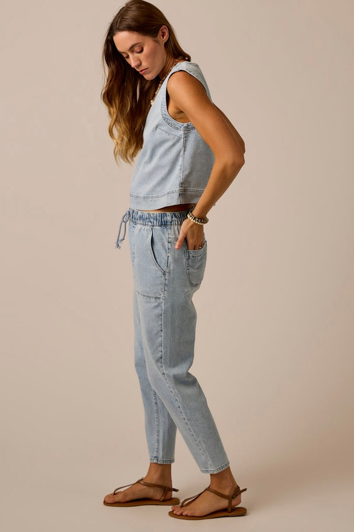 Zoe Lightweight Denim Pant-Savannah