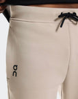 On Focus Men's Tech Sweatpants -Desert