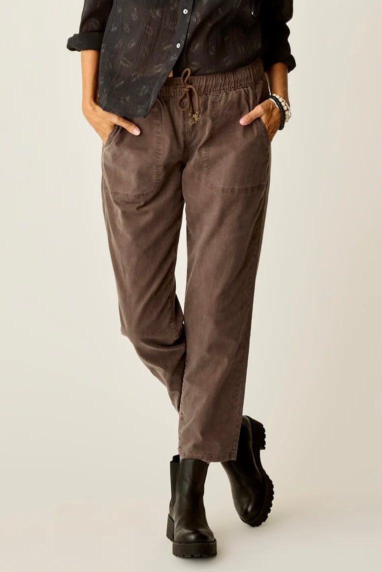 Zoe Twill Pant: Espresso