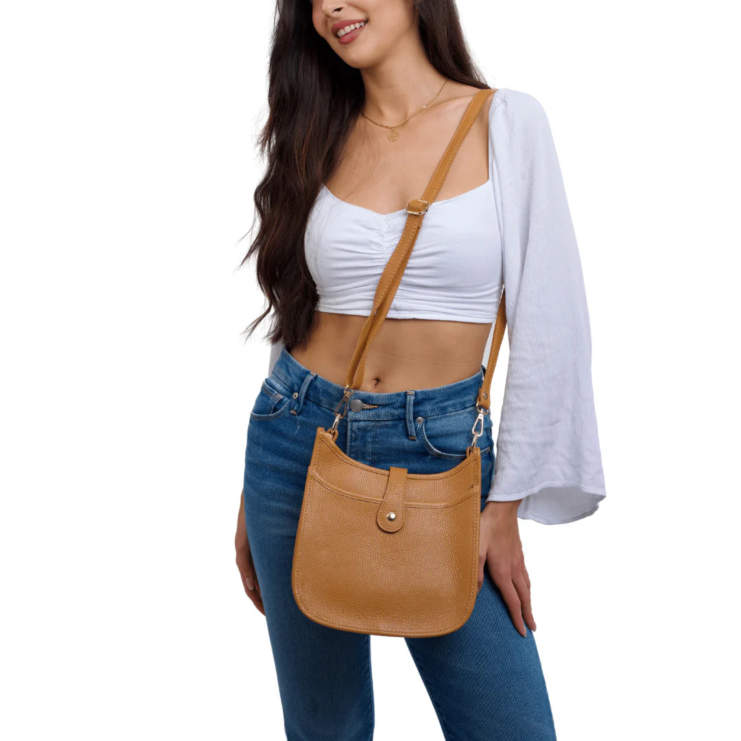 German Fuentes Italian Leather Mid-Size Messenger Bag