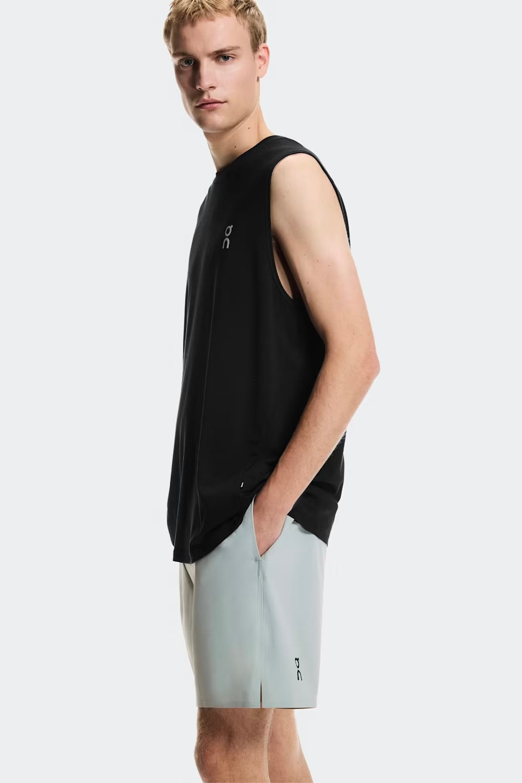 On Focus Men's Shorts -Mineral