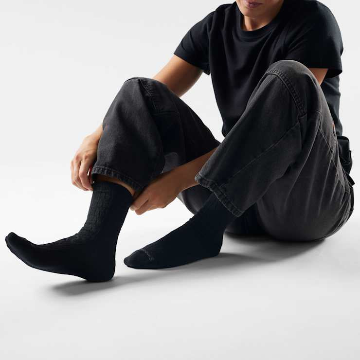 Smartwool Everyday No Cushion Cable Crew Socks