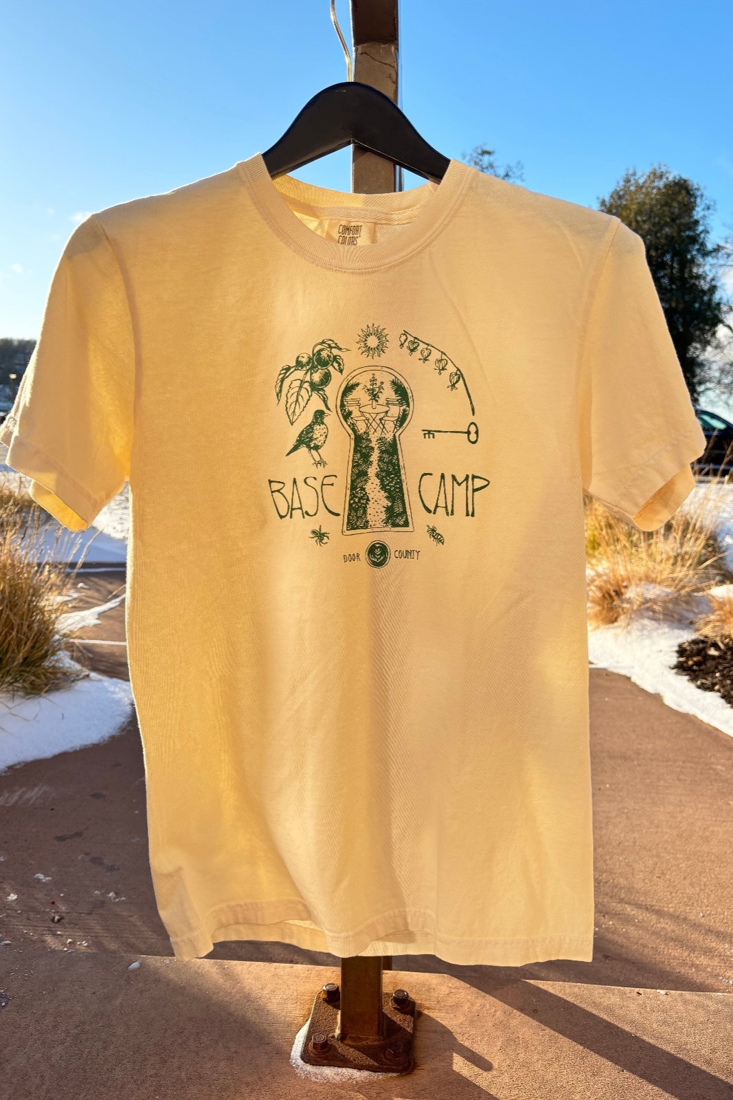 Lucy Lightbox + Base Camp T-Shirt