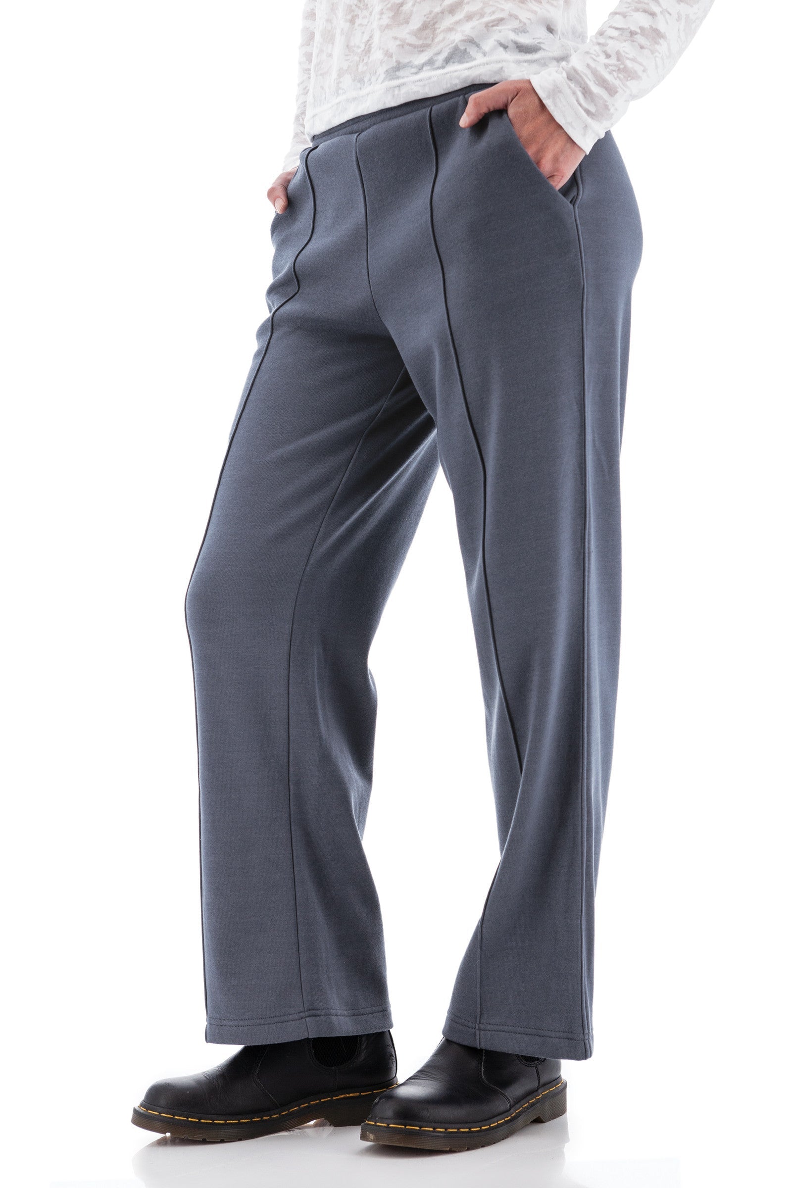Weekend Dog-Walker Fleece Wide Leg Pant: Ombre Blue