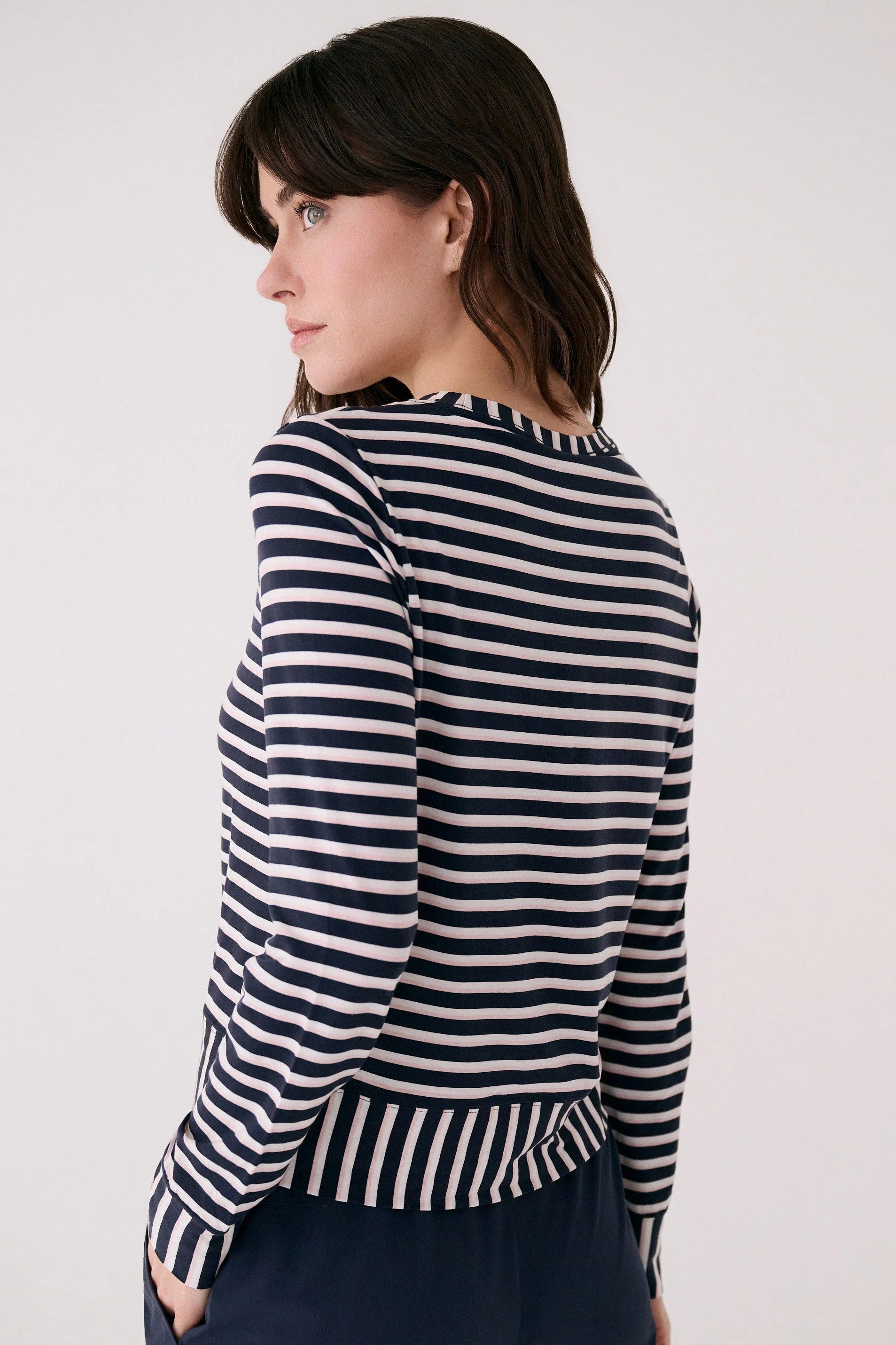 Dynamic Long Sleeve Striped Tee