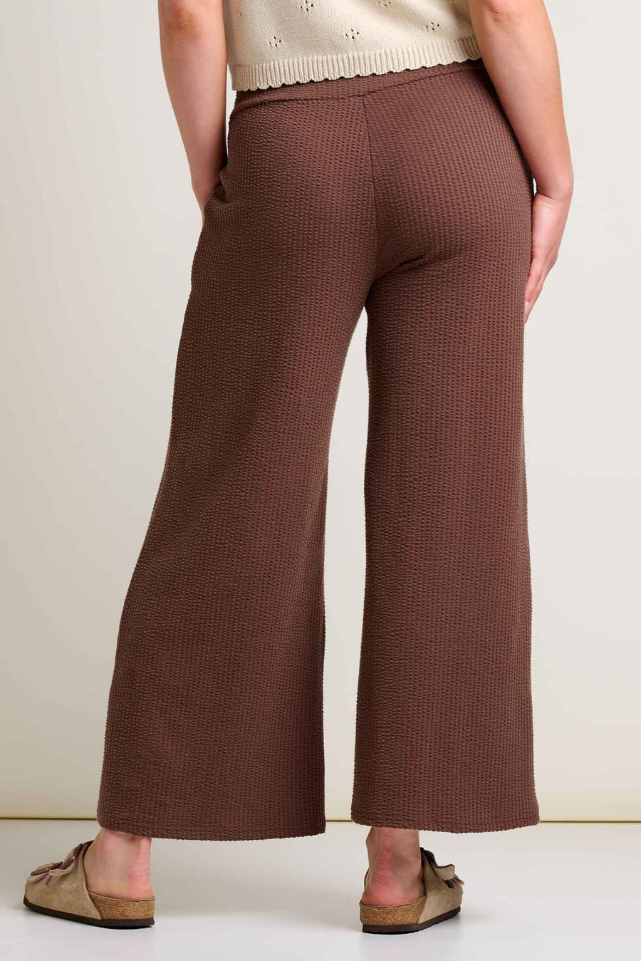 Chaka Textured Wide Leg Pant: Chestnut