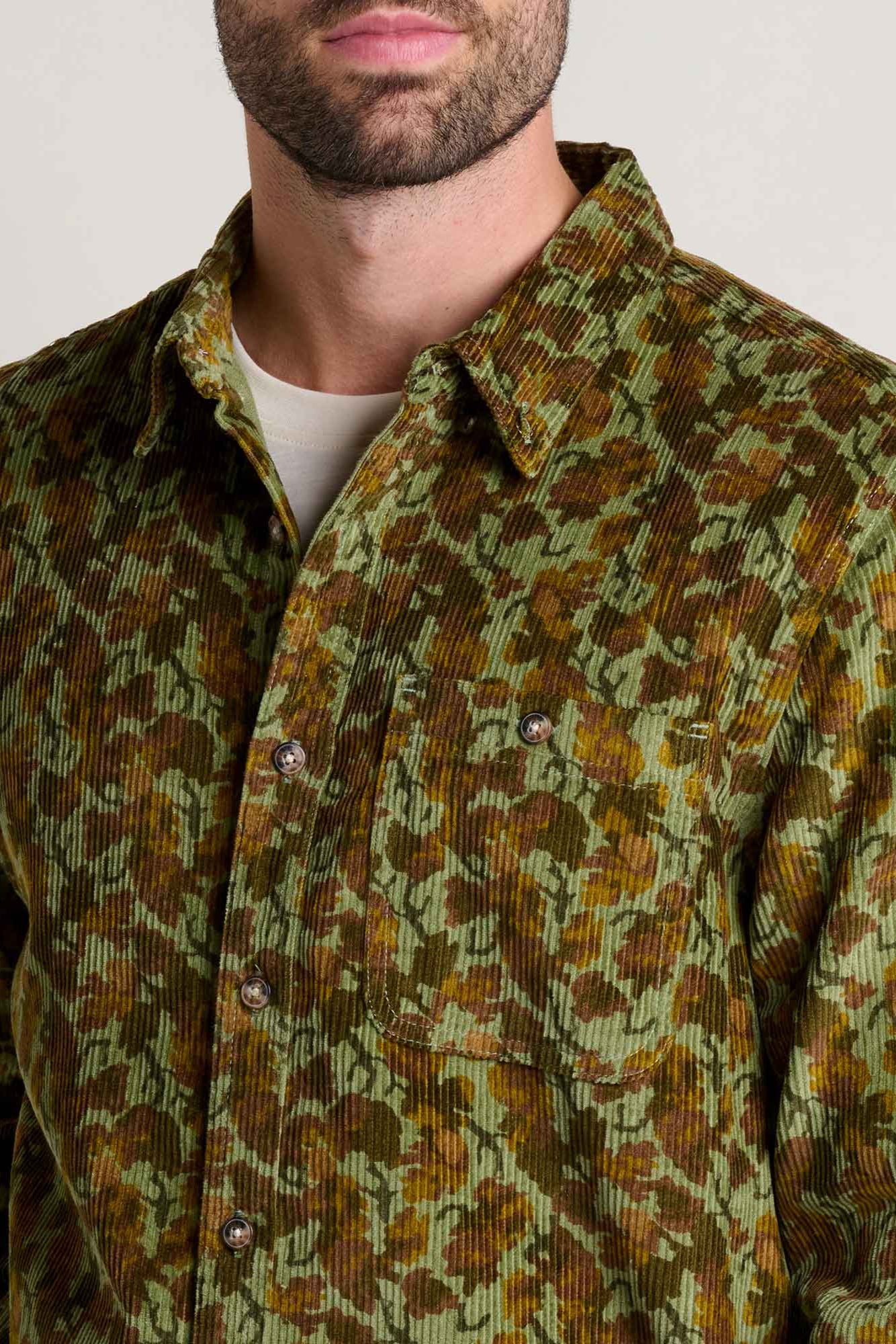 Cascadia Super Soft Cord Long Sleeve Shirt: Green Moss Leaf Print