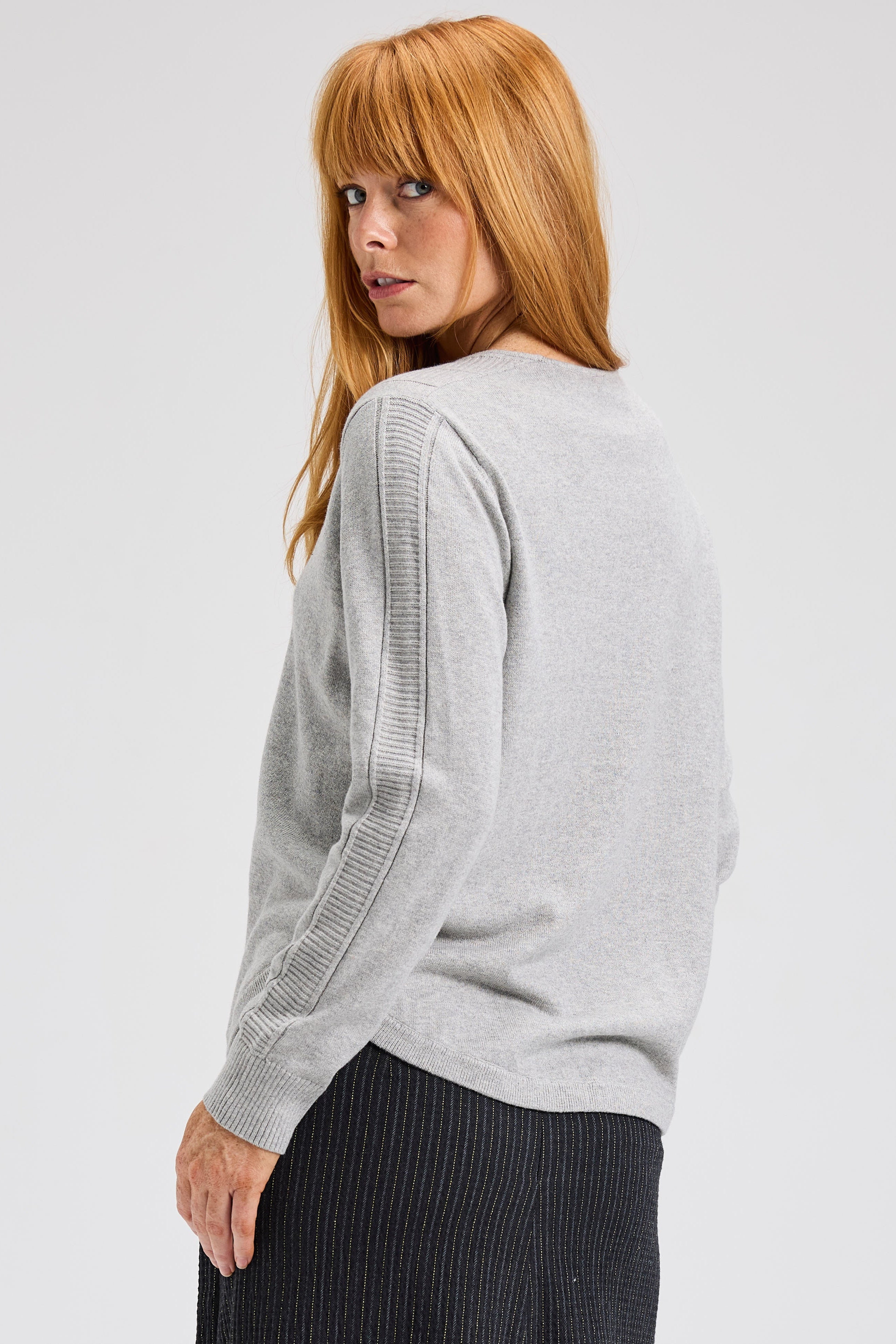 Z&P Cotton and Cashmere Soft V-Neck Sweater: Marl