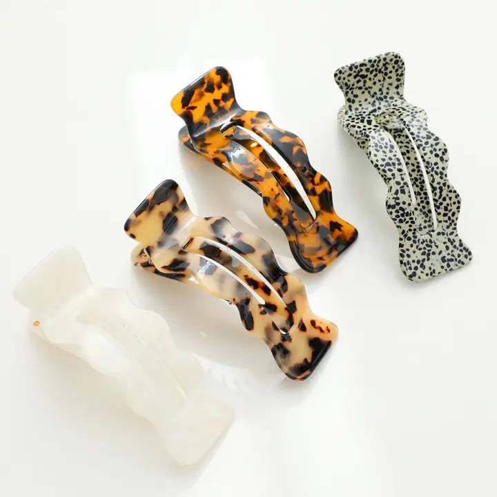 Jane Scalloped Flat Claw Hair Clip