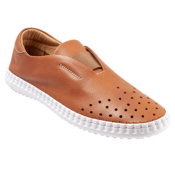 Bueno Denmark Slip-On  Leather Shoe