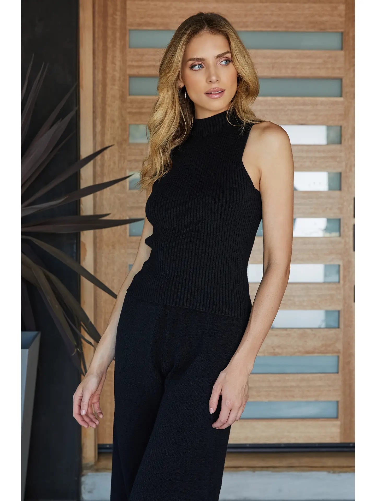 Milan Ribbed Mock Neck Sleeveless Top