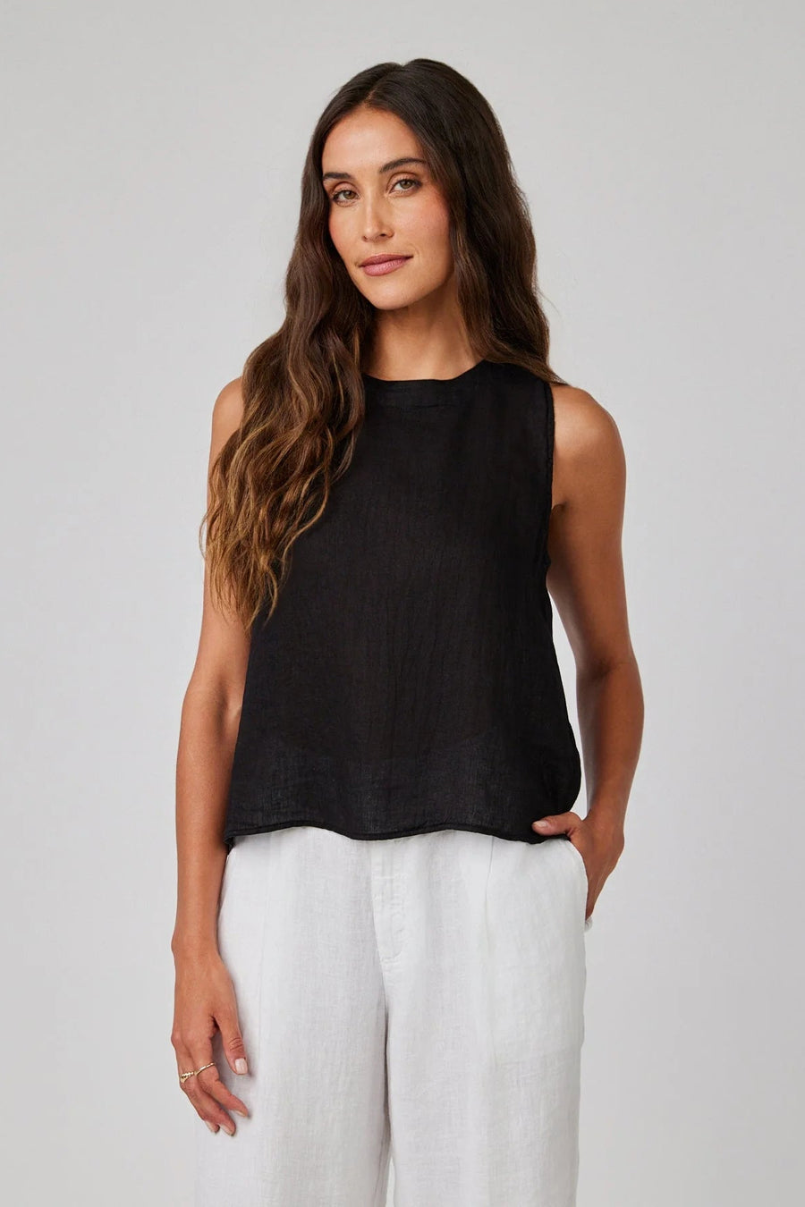 Bella Dahl Sleeveless Button Back Top