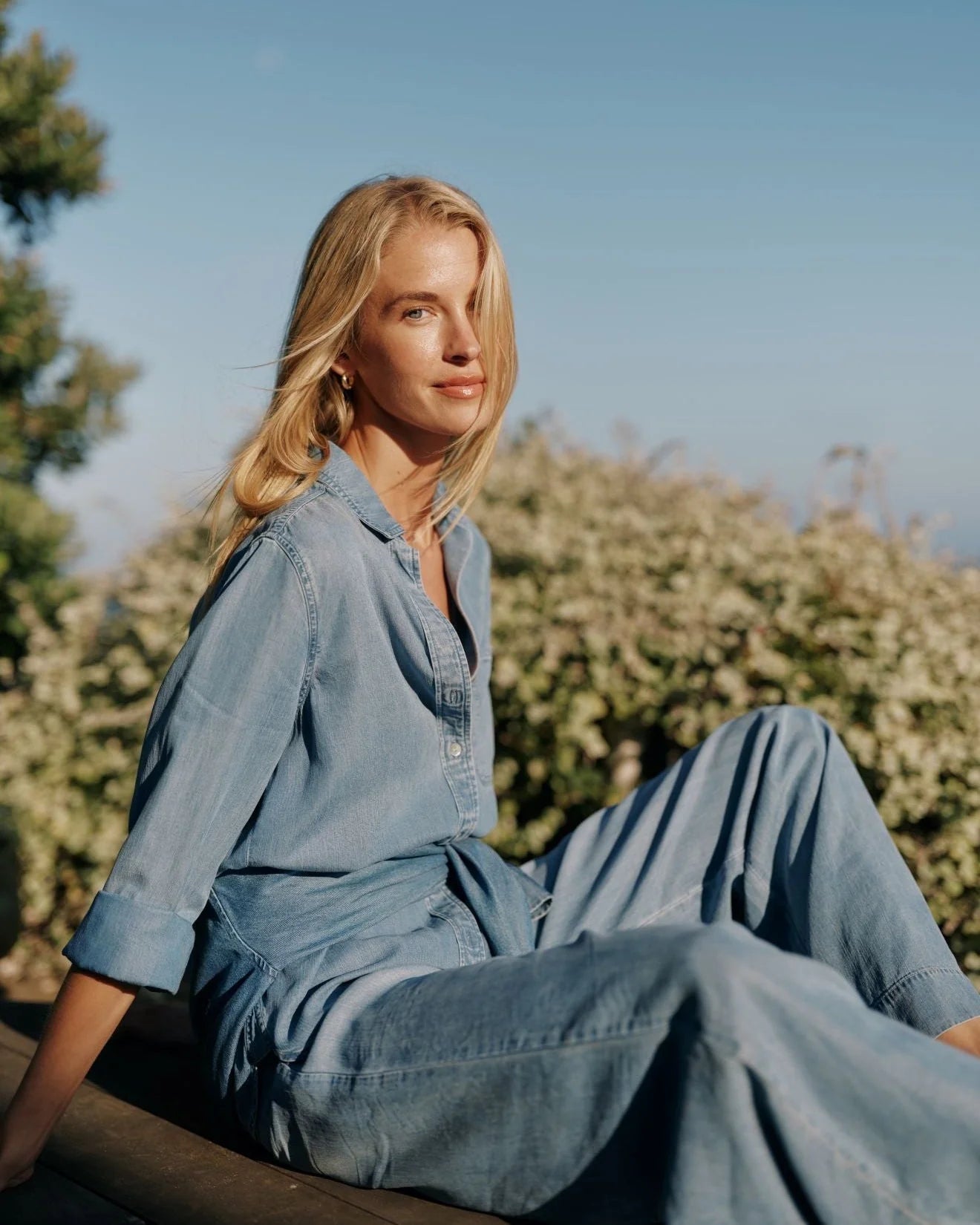Bella Dahl Shirt Tail Button Down-Indigo Harbor Wash