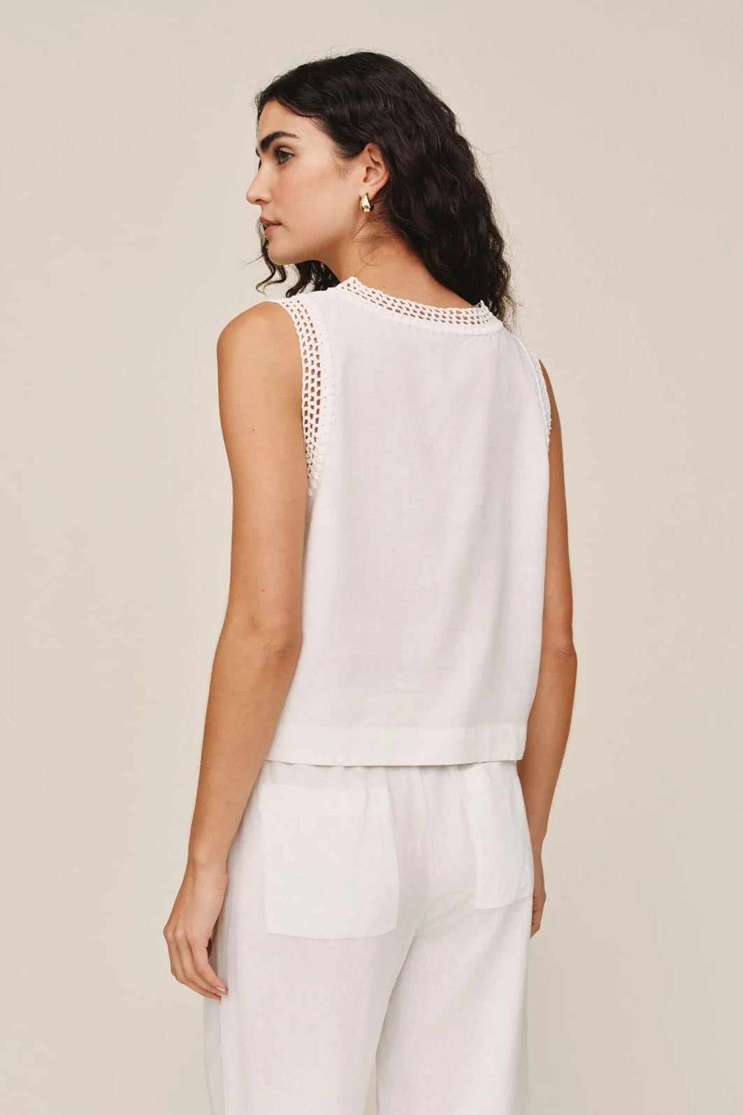 Bella Dahl Sleeveless Crochet Edge Top