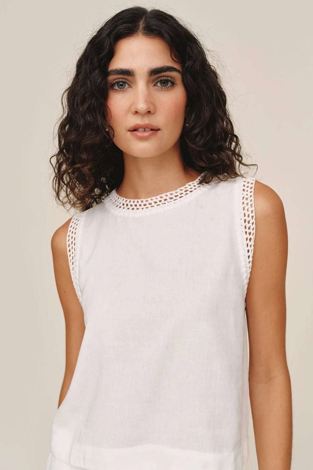 Bella Dahl Sleeveless Crochet Edge Top