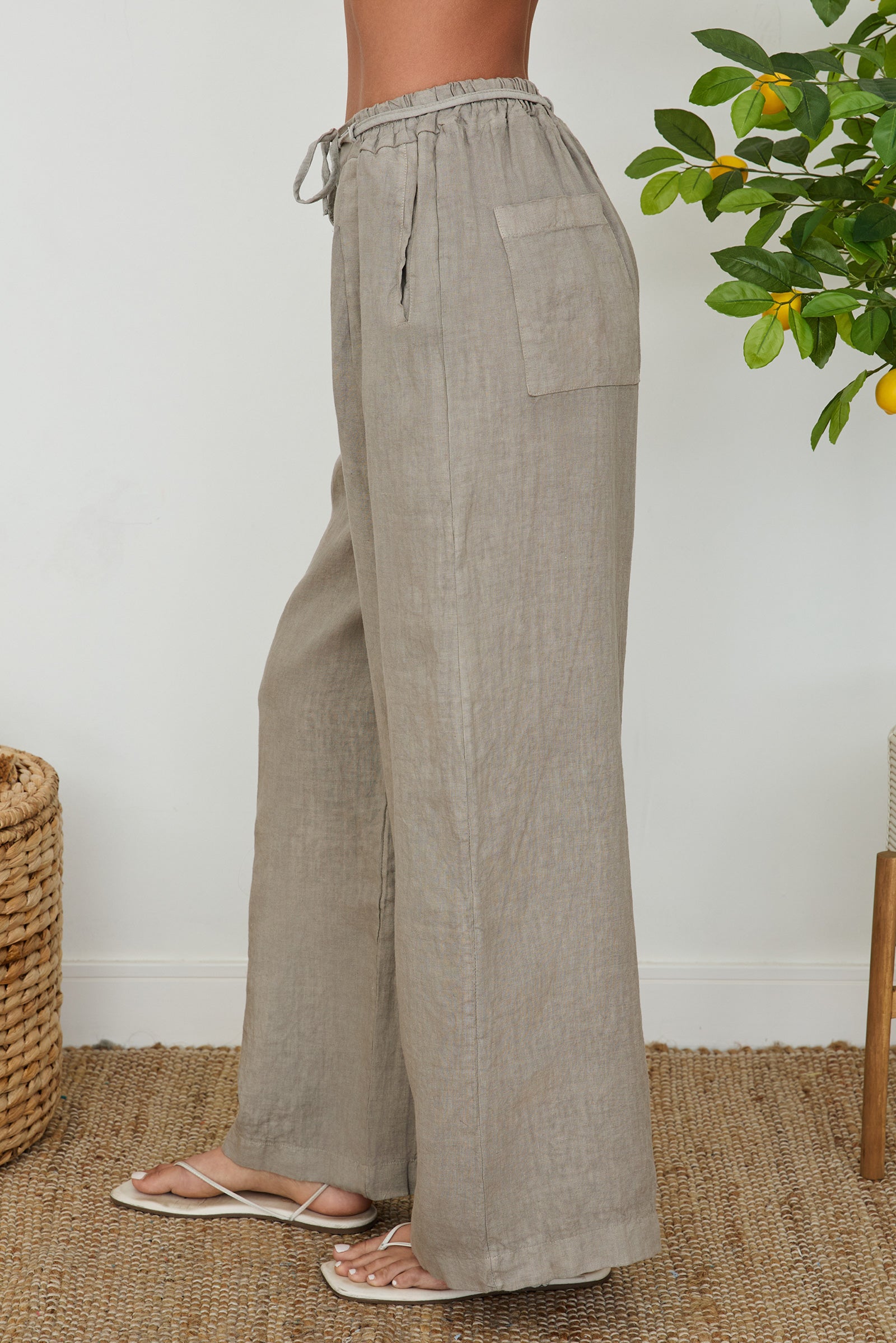 Pleated Linen Wide Leg Pant