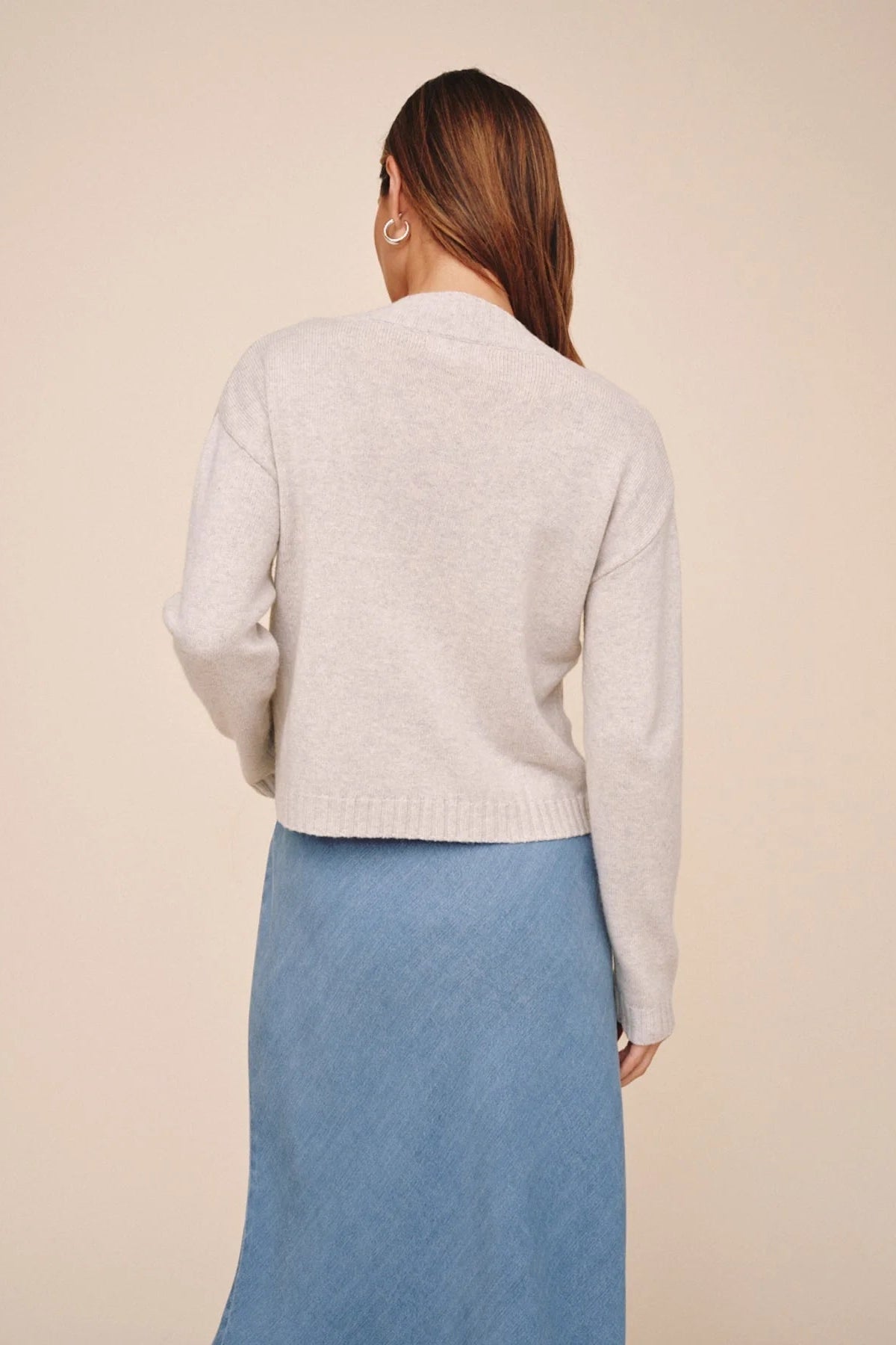 Bella Dahl V-Neck Sweater - Heather Mist