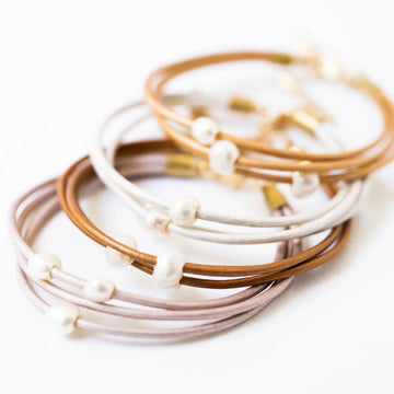 Pearl & Leather Adjustable Shimmer Bracelet