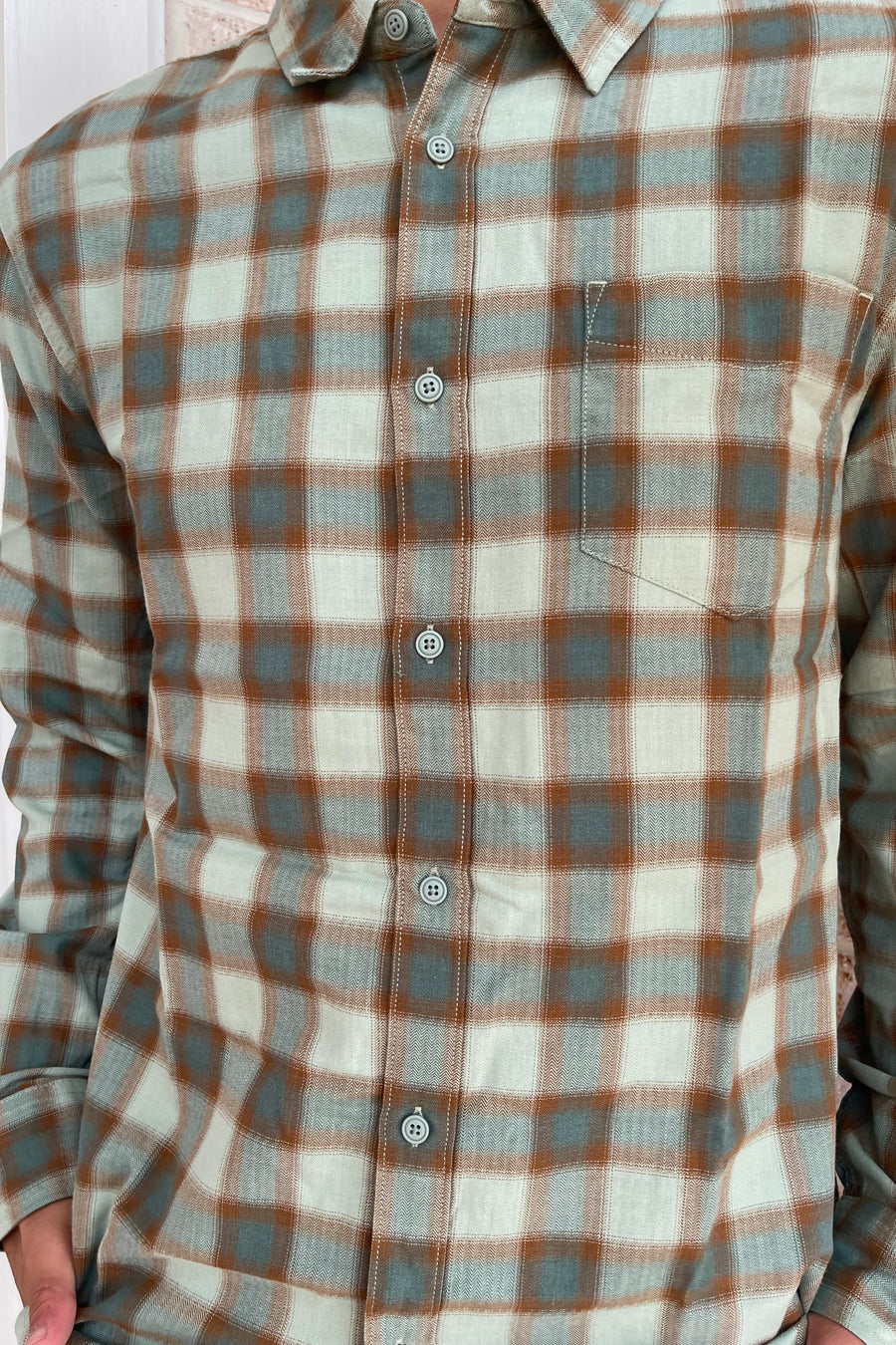 Los Feliz Lightweight Flannel Shirt- Slim Fit