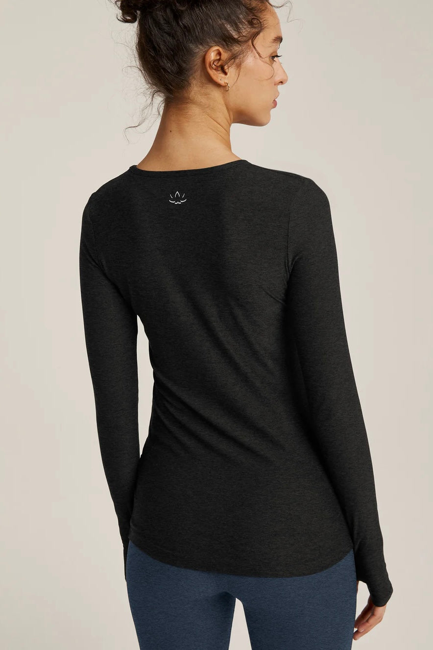 Featherweight Classic Crew Pullover